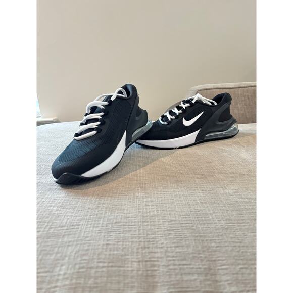 Nike Air Max 270 GO